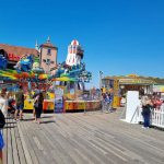 ENTERTAINMENT am PALACE PIER