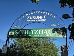 05_im Schutzhaus Zukunft, mit Martin