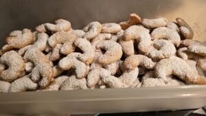 12_In der Weihnachtsbäckerei