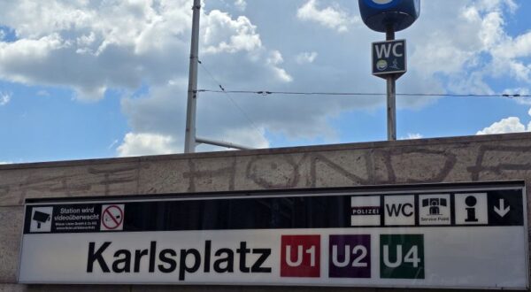 'Kunst - HOP ON HOP OFF'